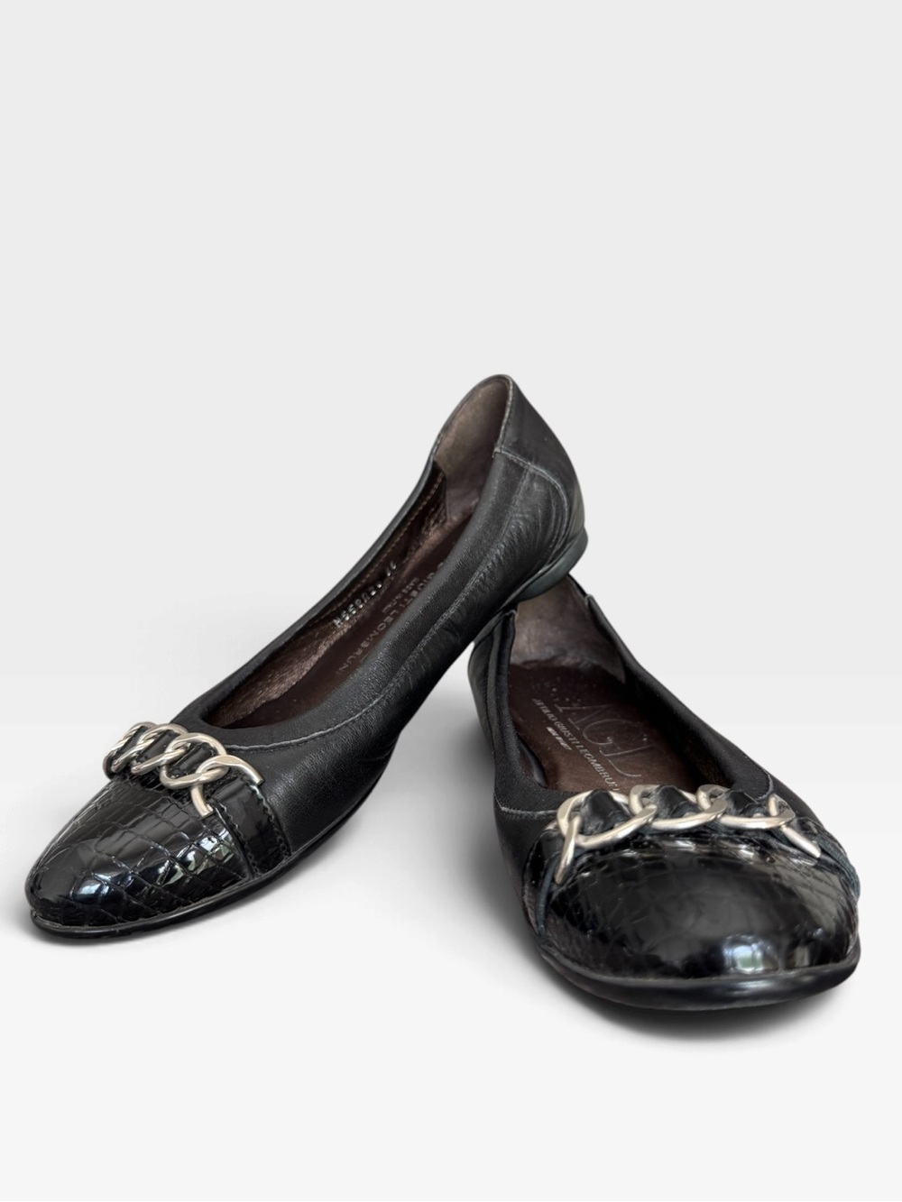 AGL Attilio Giusti Leombruni Black Leather Ballet Flats Size 36 Italy Chain Croc